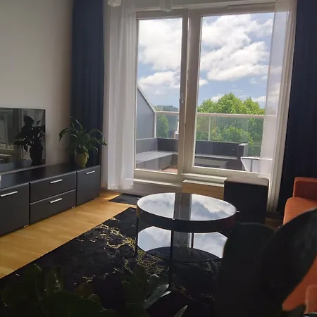 Aida With Balcony Апартаменти *